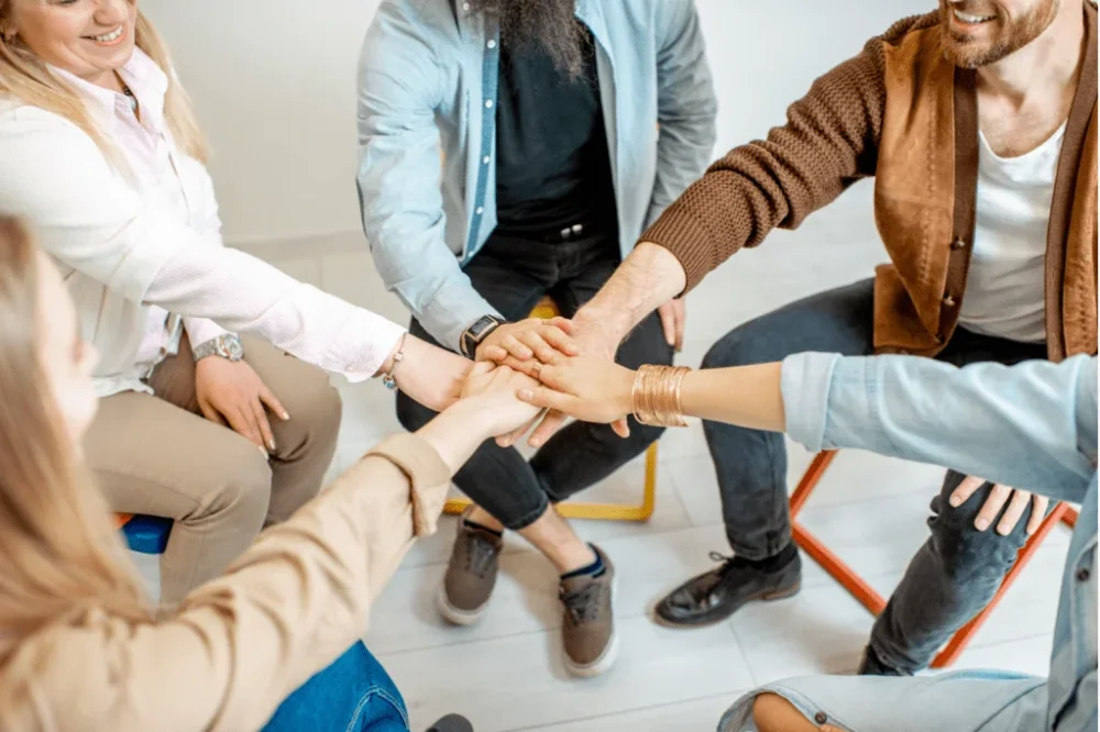 Impacto de dinámicas de grupo en el comportamiento social